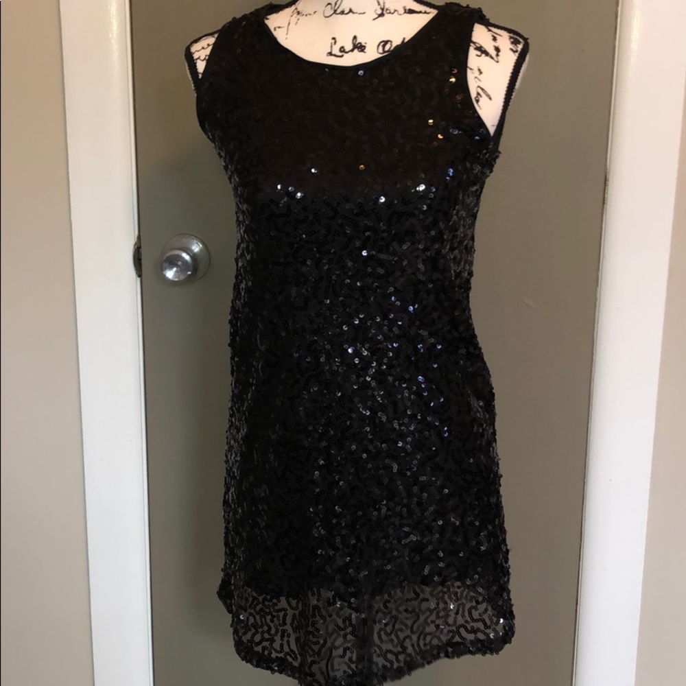 Black sequins dress